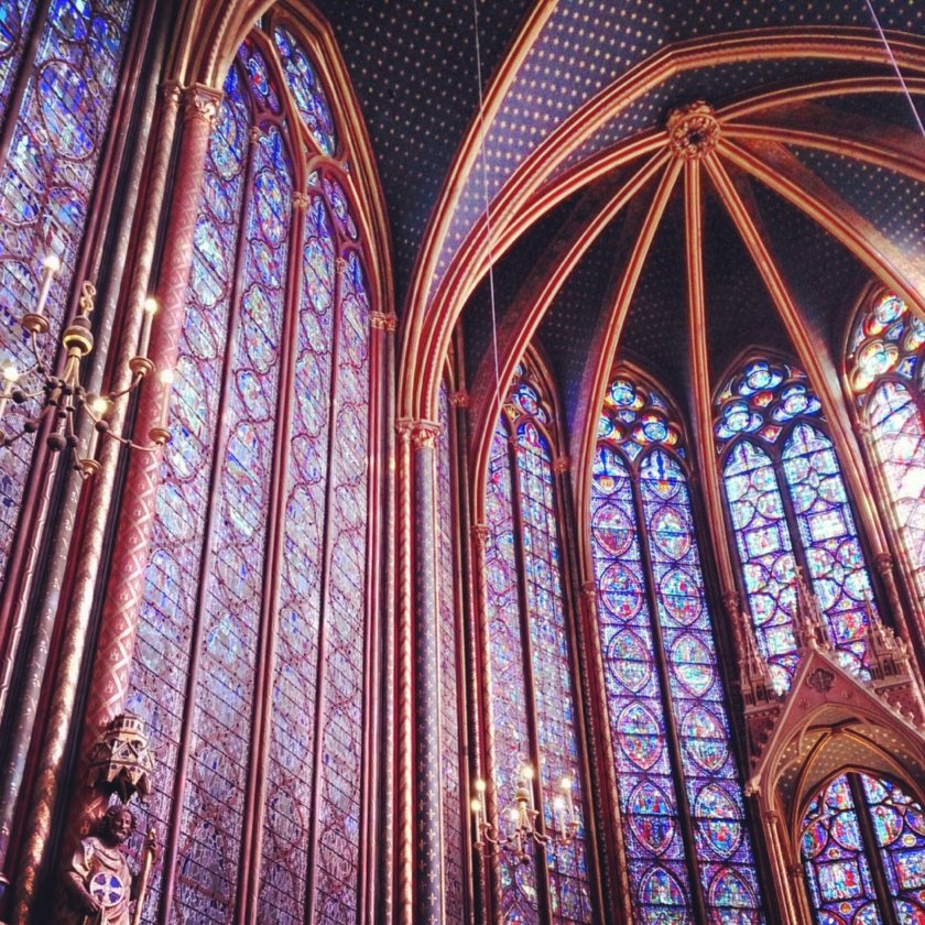 Inside the Sainte-Chapelle - Isn't beautiful! 
