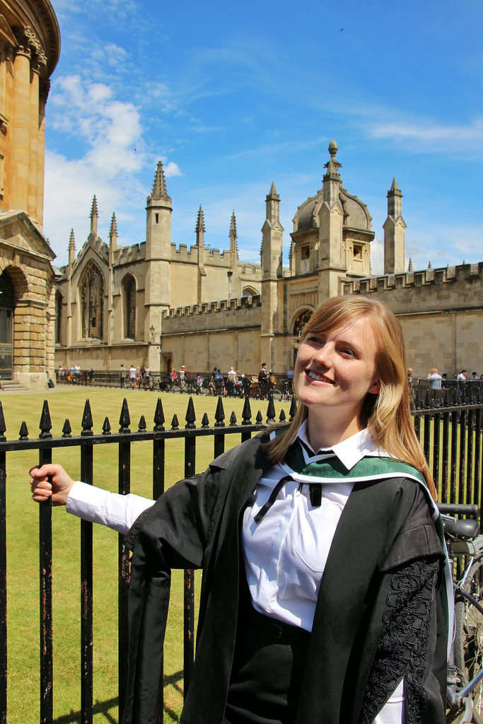 28032979063_437404431b_b